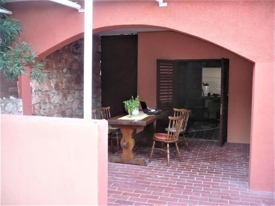 Apartment Maya Stari Grad  Εξωτερικό φωτογραφία